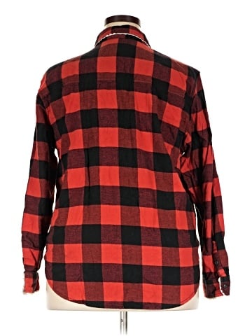 Universal Thread Long Sleeve Button-Down Shirt (view 2)