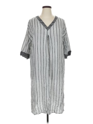 Simply Vera Vera Wang Casual Dress (view 1)