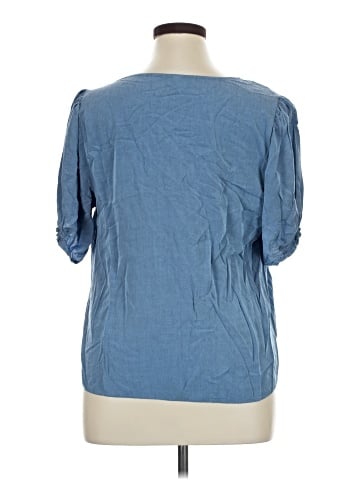 Old Navy Short Sleeve Blouse (view 2)
