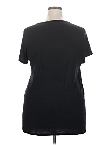 Torrid Short Sleeve T-Shirt (view 2)