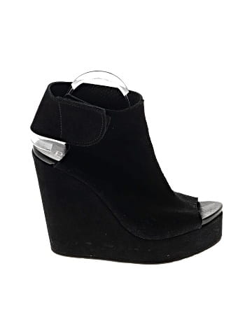 Pedro Garcia Wedges (view 1)