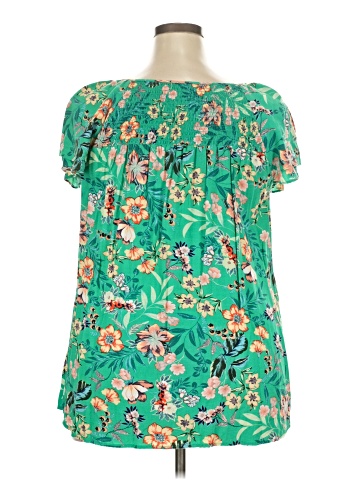 Sara Michelle Short Sleeve T-Shirt (view 2)