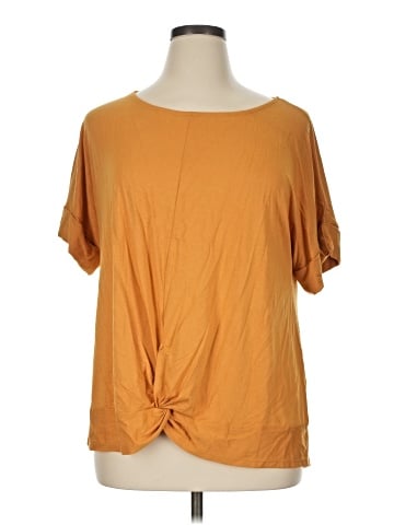Zenana Short Sleeve Top (view 1)