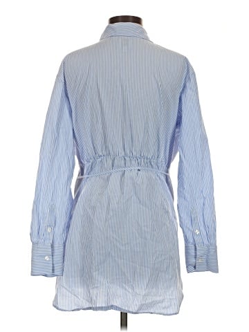 Gap - Maternity Long Sleeve Button-Down Shirt (view 2)