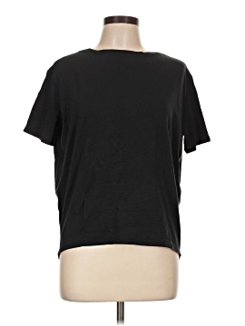 Lululemon Athletica Short Sleeve T-Shirt (view 1)