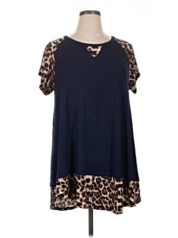 Larace Short Sleeve T-Shirt (view 1)