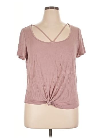 Charlotte Russe Short Sleeve T-Shirt (view 1)