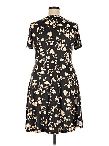 Huhot Casual Dress (view 2)