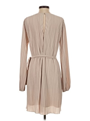 Abercrombie & Fitch Casual Dress (view 2)