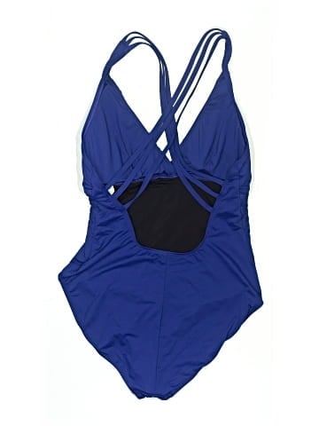 La Blanca One Piece Swimsuit (view 2)