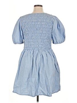 Old Navy Casual Dress (view 2)