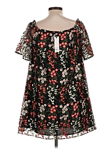 BB Dakota Short Sleeve Top (view 2)