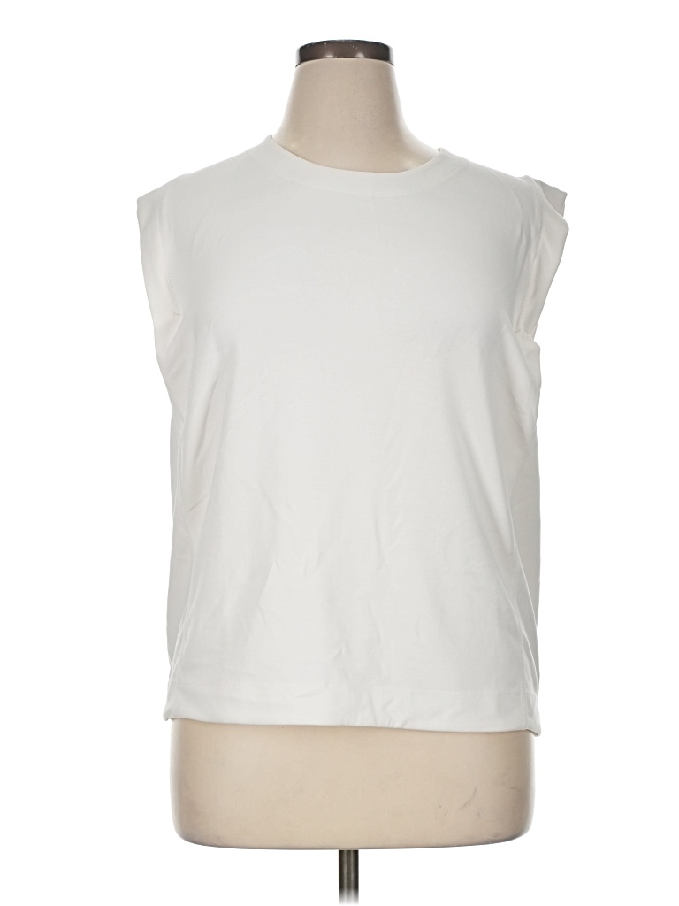 Pre-owned Athleta Sleeveless T-shirt In Ivory