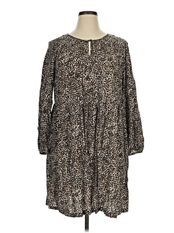 Old Navy Casual Dress (view 1)