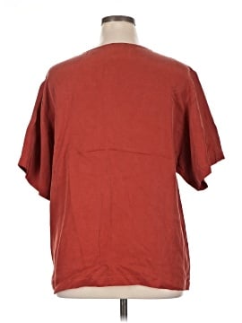 Karen Kane Short Sleeve Top (view 2)