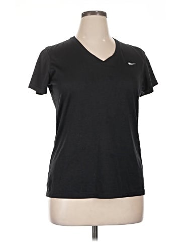 Nike Short Sleeve Top (view 1)