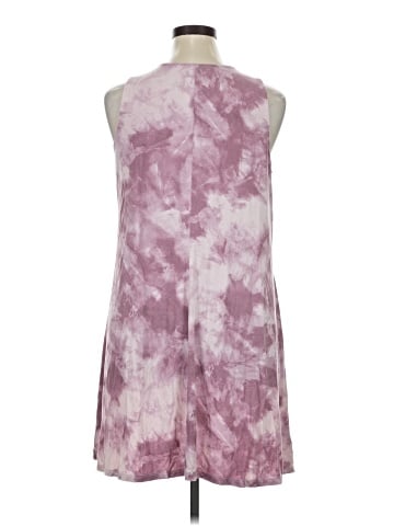 Old Navy Casual Dress (view 2)