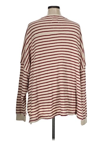 American Eagle Outfitters Pullover Sweater (view 2)