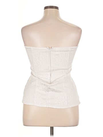 Studio Y Sleeveless Top (view 2)