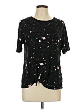 No Boundaries Short Sleeve Top