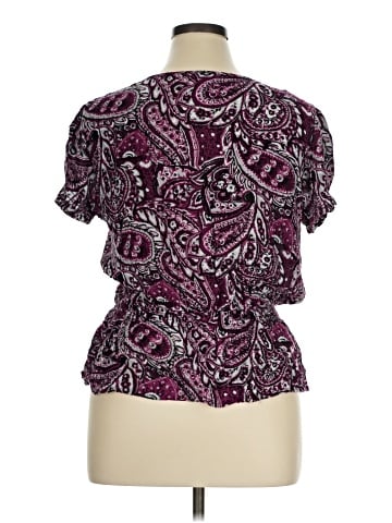 Croft & Barrow Short Sleeve Blouse (view 2)