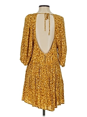 En Creme Casual Dress (view 2)