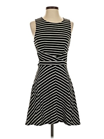 Xhilaration Casual Dress (view 1)