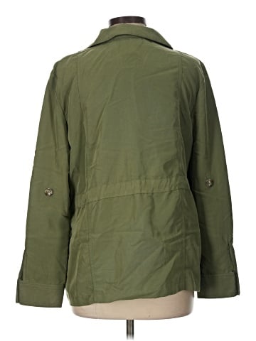 Requirements Trenchcoat (view 2)