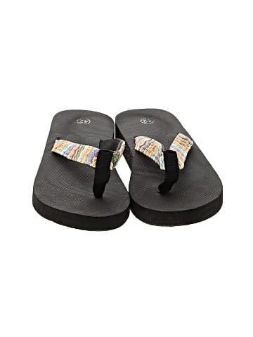 Unbranded Flip Flops (view 2)