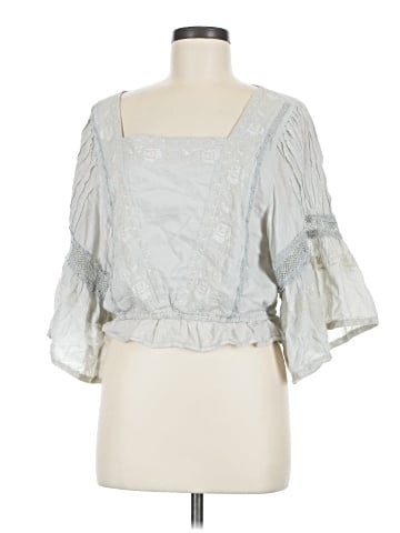 American Eagle Outfitters 3/4 Sleeve Blouse (view 1)