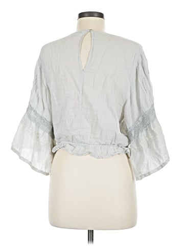 American Eagle Outfitters 3/4 Sleeve Blouse (view 2)