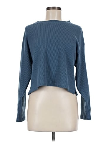 American Eagle Outfitters Long Sleeve T-Shirt (view 1)