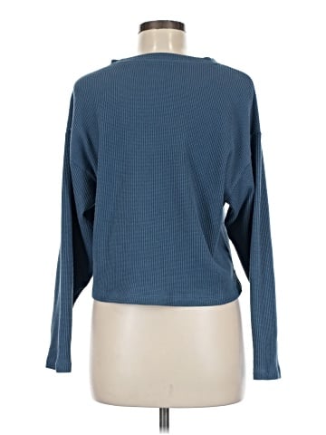 American Eagle Outfitters Long Sleeve T-Shirt (view 2)