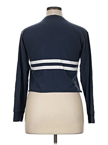 Brandy Melville Pullover Sweater (view 2)