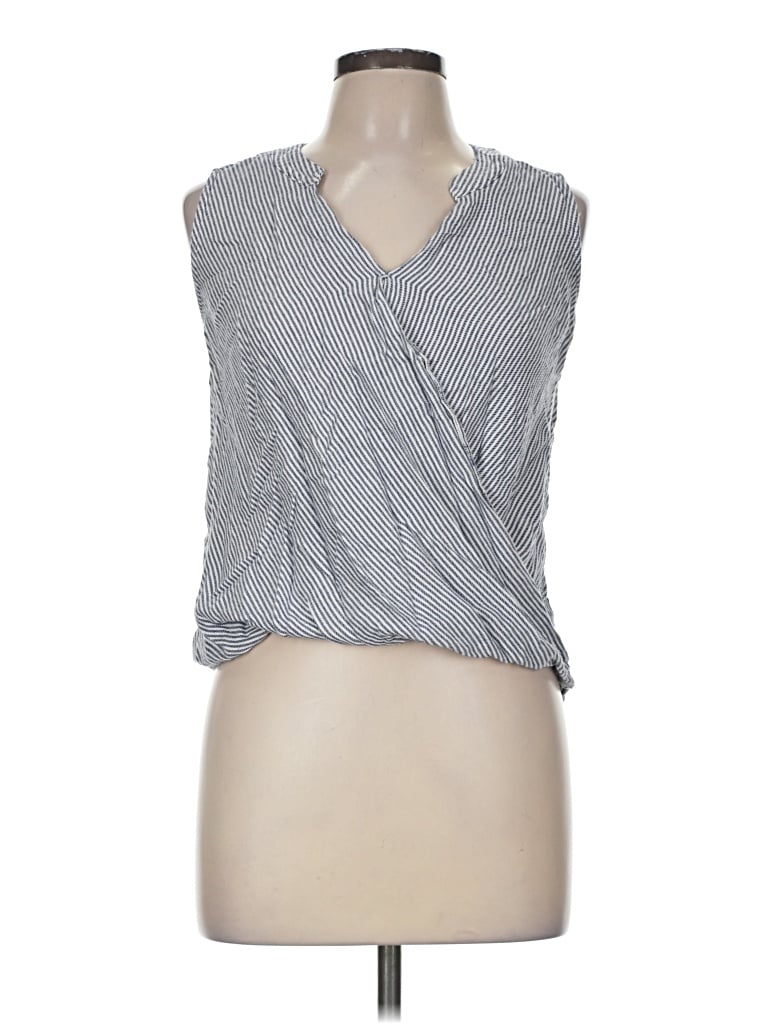 Pre-owned A.n.a. A New Approach Sleeveless Blouse In Gray