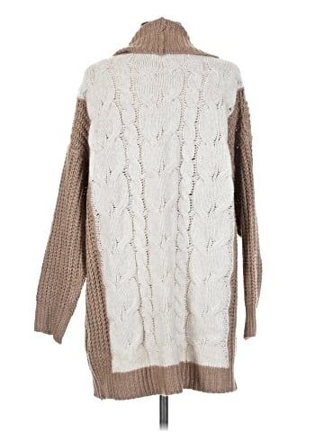 Fable Cardigan (view 2)
