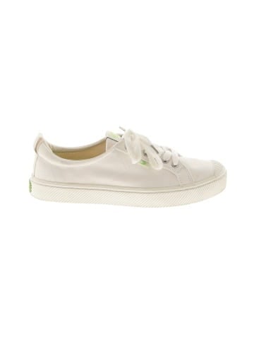 Cariuma Sneakers (view 1)