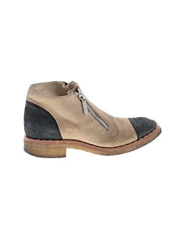 Chanel Suede Interlocking CC ankle boots (view 1)