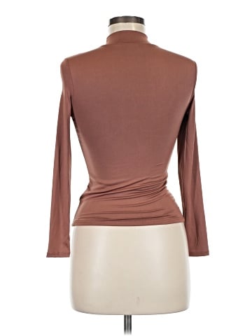 The Workshop Long Sleeve Turtleneck (view 2)
