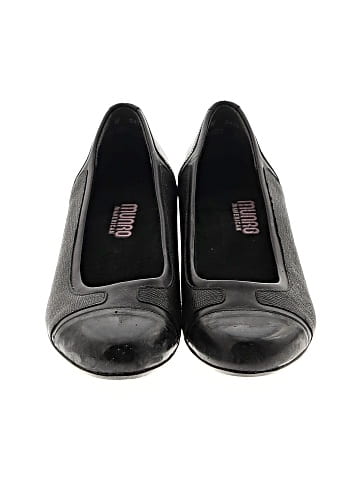 Munro American Heels (view 2)