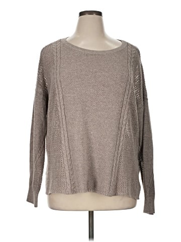 American Eagle Outfitters Pullover Sweater (view 1)