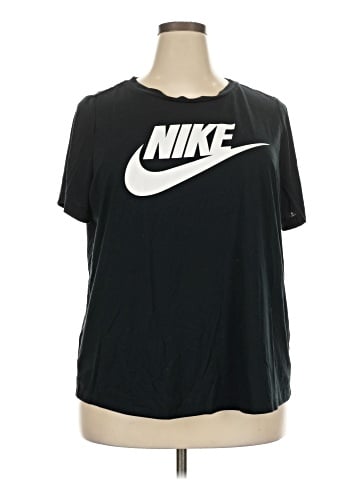 Nike Short Sleeve T-Shirt (view 1)