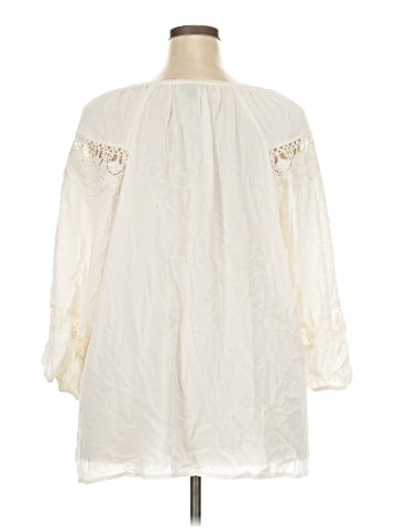 Torrid 3/4 Sleeve Blouse (view 2)