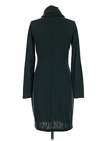 Old Navy Casual Dress (view 2)