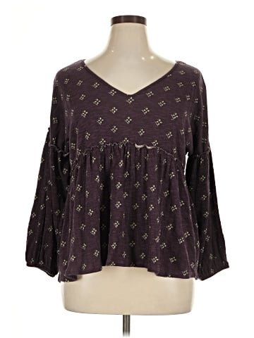 wonderly 3/4 Sleeve Blouse (view 1)