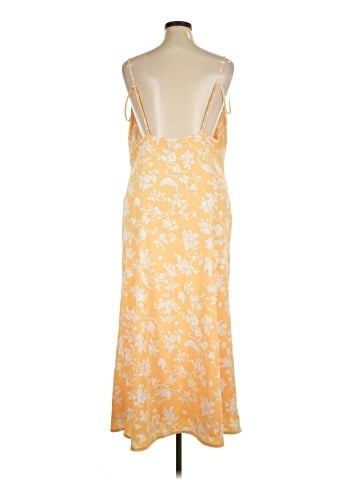 Abercrombie & Fitch Casual Dress (view 2)