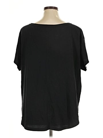 Fabletics Short Sleeve T-Shirt (view 2)