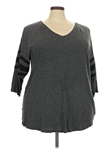 Torrid 3/4 Sleeve T-Shirt (view 1)