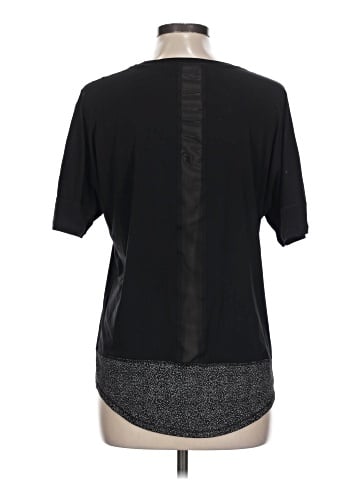 lucy Short Sleeve T-Shirt (view 2)