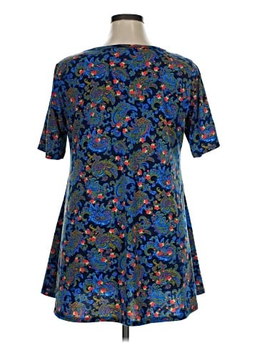 Lularoe Short Sleeve T-Shirt (view 2)